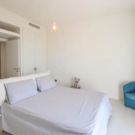Holiday home Awesome In With Kitchen Scilla